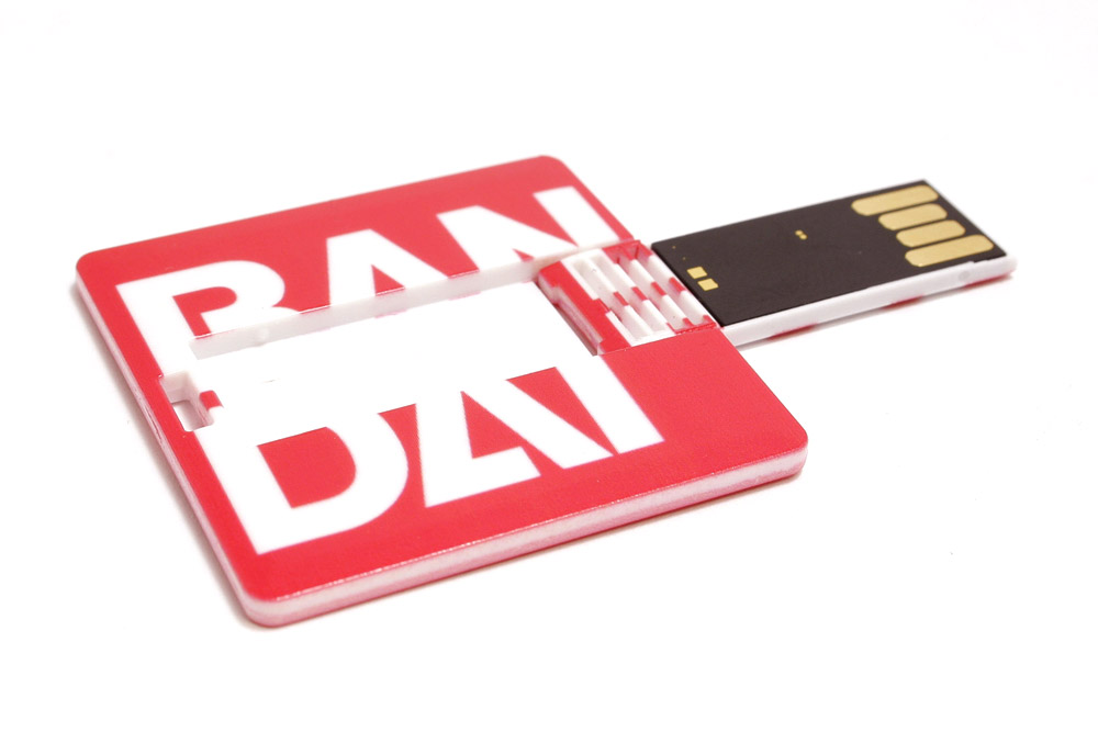 Cle USB Carte Affaire Carre Bandai